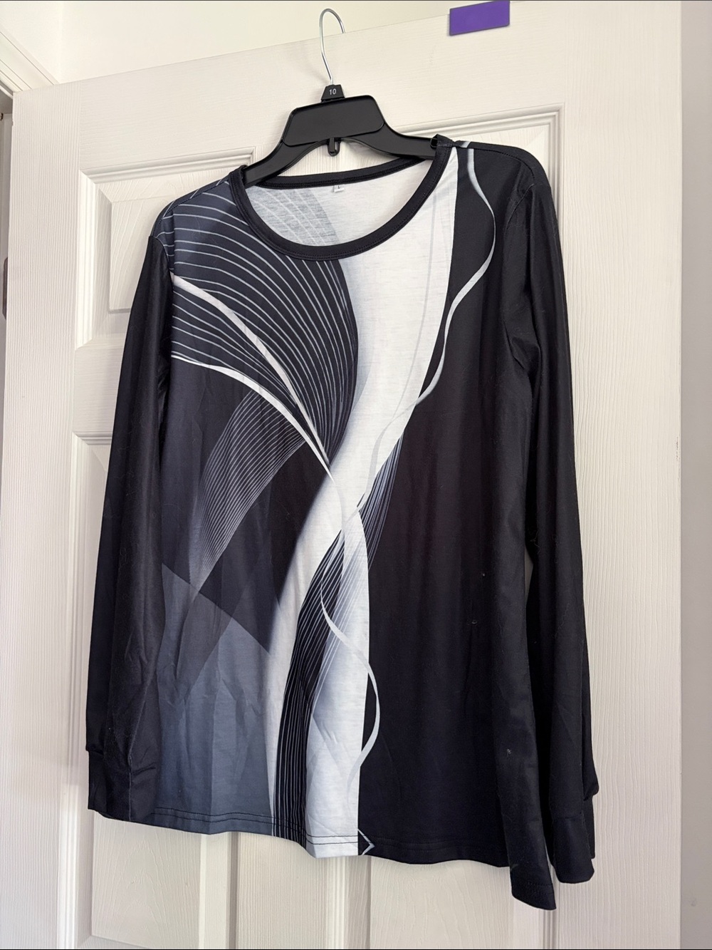 Amazon Black and White Long Sleeve Graphic Top